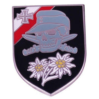 Thumbnail for Pin's Tête de Mort <br> Soldat