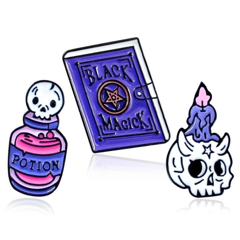 Pin's Tête de Mort <br> Violette