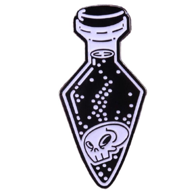 Pin's Tête de Mort <br> Noir et Blanc