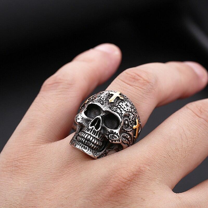 Bague Tête de Mort <br/> Croix (Acier)