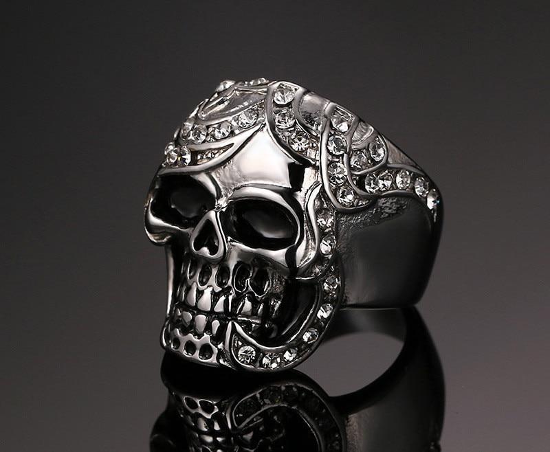 Bague Tête de Mort <br/> Femme (Acier)