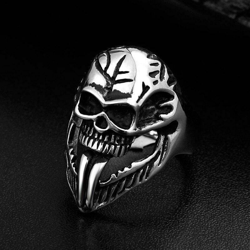 Bague Tête de Mort <br/> Originale (Acier)