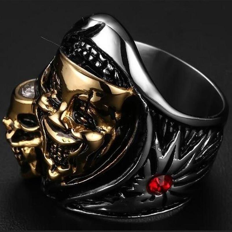 Bague Tête de Mort <br/> Or (Acier)