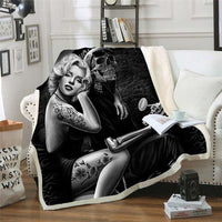 Thumbnail for Plaid Tête de Mort Art