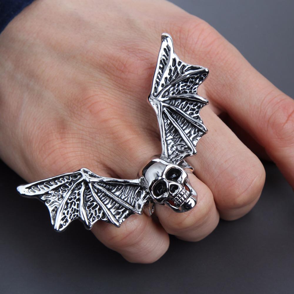 Bague Tête de Mort <br/>  Chauve Souris (Acier)